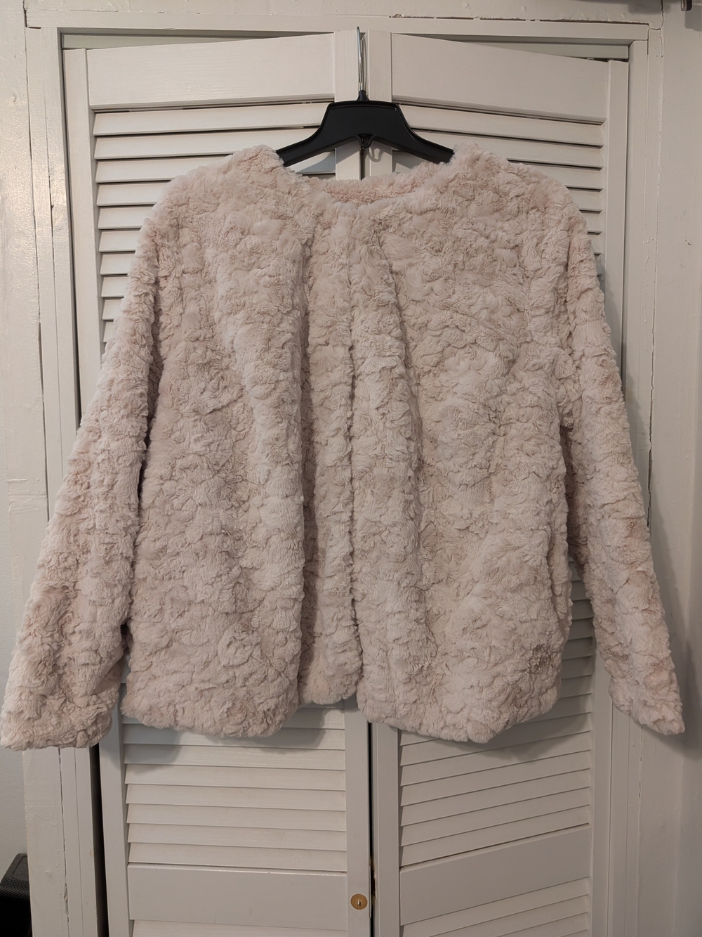 LC Lauren Conrad Plush Faux Fur Jacket - Light Cream